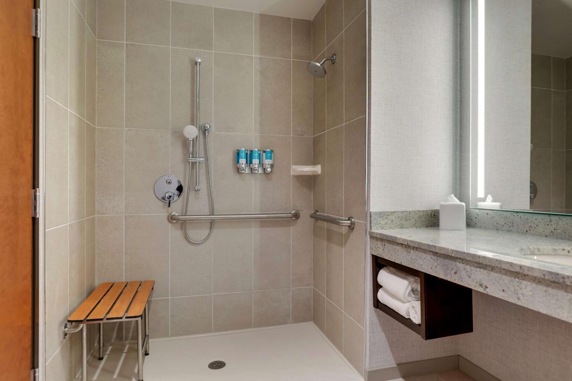 Drury Plaza Hotel Cincinnati Florence Ngoại thất bức ảnh